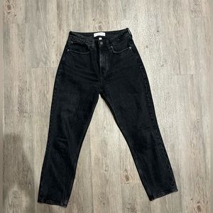 Abercrombie & Fitch High Rise Mom Jeans - Size 27 Curve Love